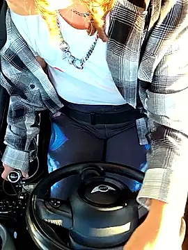 thatonespicychick online show from 09/15/25, 01:44