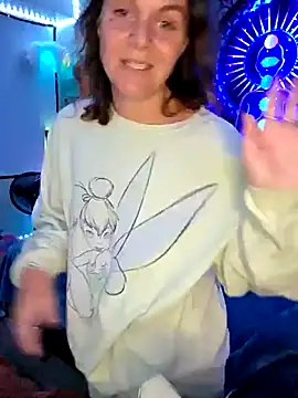 thatonespicychick online show from 10/28/25, 01:25