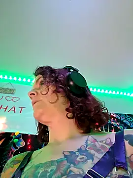 thatonespicychick online show from 12/20/25, 07:32