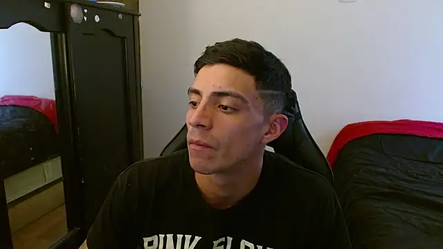 kv   xxx  online show from 10/08/25, 07:44