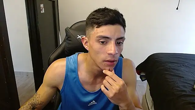 kv   xxx  online show from 11/02/25, 08:55