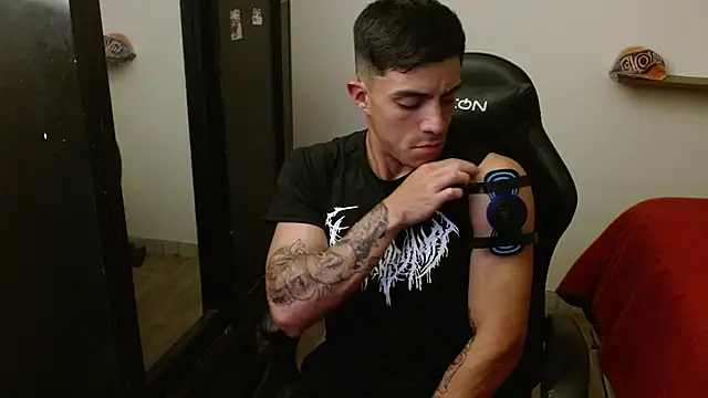 kv   xxx  online show from 01/17/26, 04:50