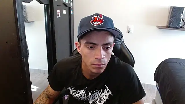 kv   xxx  online show from 02/21/26, 07:48