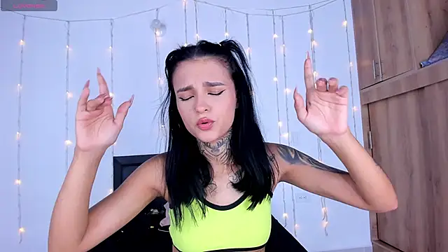 medussa13  online show from 02/26/25, 01:11