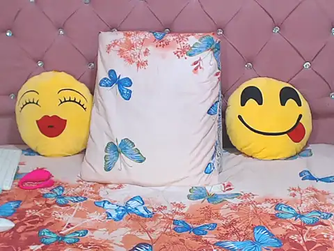 sharonbrown28 online show from 10/29/25, 09:49