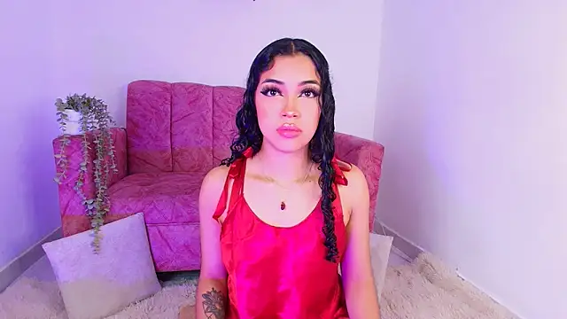 Snapshot of Sara_Jhonson chatting on 11/08/25, 10:30 Sara Jhonson online show from 11/08/25, 10:30