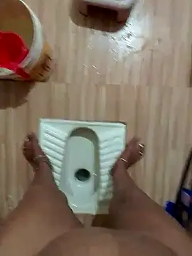 Snapshot of sneha_telugu_girl chatting on 03/04/25, 04:17 sneha telugu girl online show from 03/04/25, 04:17