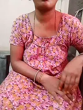 Snapshot of sneha_telugu_girl chatting on 03/18/25, 02:47 sneha telugu girl online show from 03/18/25, 02:47