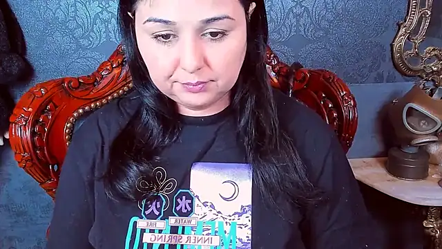 SelenaNoctis online show from 02/11/26, 09:36