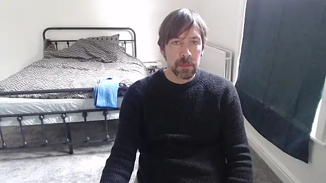 Snapshot of willybewild chatting on 10/21/25, 01:45 willybewild online show from 10/21/25, 01:45