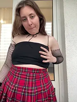 Snapshot of Topvi_ chatting on 04/19/26, 03:00 Topvi online show from 04/19/26, 03:00