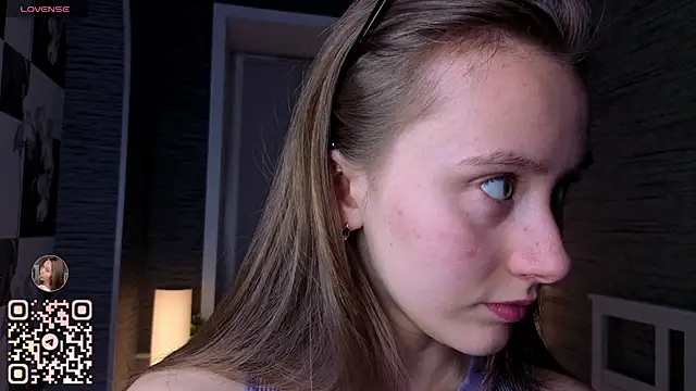 Snapshot of EthalBuffkin chatting on 12/13/25, 07:53 EthalBuffkin online show from 12/13/25, 07:53