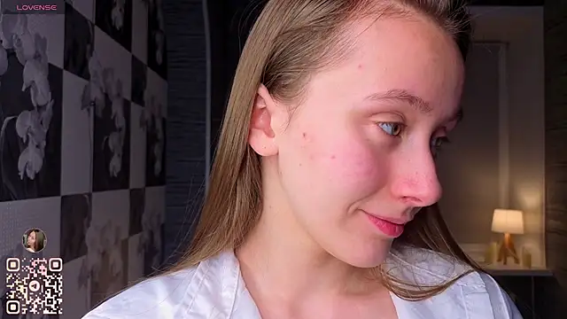 Snapshot of EthalBuffkin chatting on 12/17/25, 07:09 EthalBuffkin online show from 12/17/25, 07:09