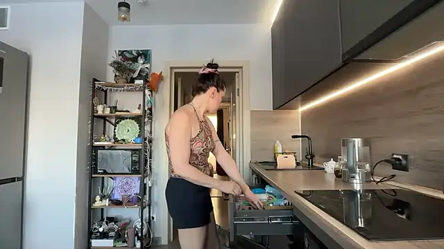 jainesummer online show from 02/13/26, 08:21