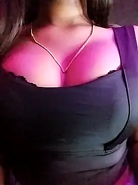 Esha Babyy online show from 01/03/25, 04:37