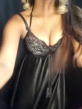 Esha Babyy online show from 10/10/25, 02:27