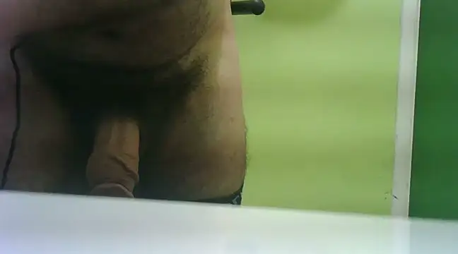 Snapshot of loganwolverine02 chatting on 01/27/25, 02:13 loganwolverine02 online show from 01/27/25, 02:13