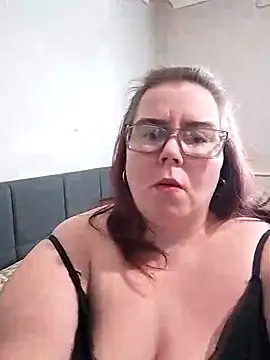 Snapshot of Viola_SassyX chatting on 03/10/25, 04:14 Viola SassyX online show from 03/10/25, 04:14