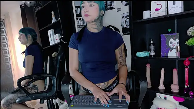 yulianademond66 online show from 03/10/26, 02:00