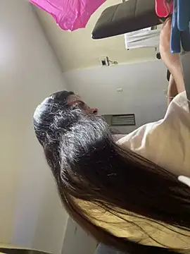 HannaRhodes online show from 01/11/26, 03:00