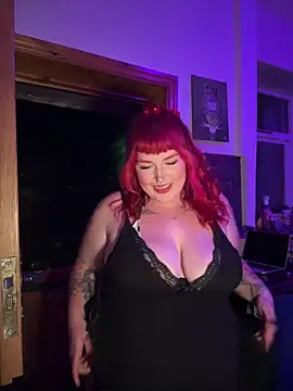 Snapshot of puffpixiee chatting on 10/12/25, 07:35 puffpixiee online show from 10/12/25, 07:35