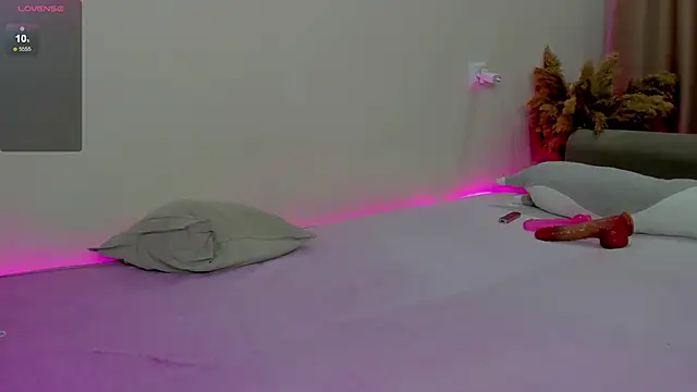 Simona 06  online show from 12/20/24, 11:58