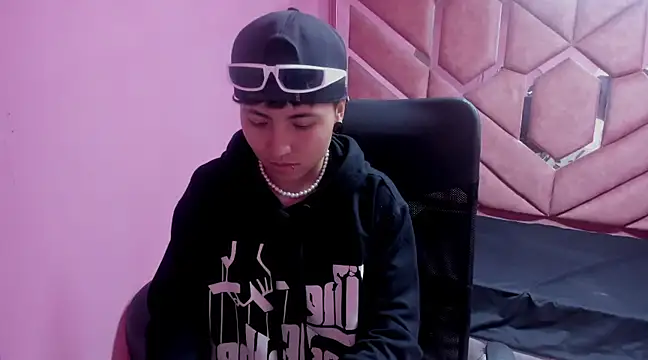 Im Mathias online show from 01/15/25, 05:19