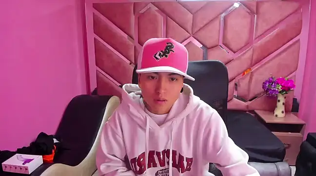 Im Mathias online show from 01/19/25, 06:31