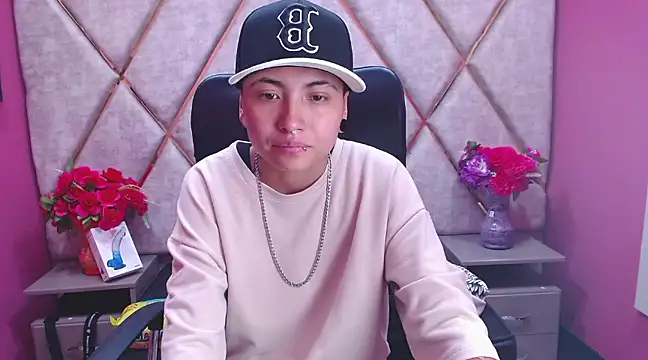 Im Mathias online show from 02/06/25, 03:06