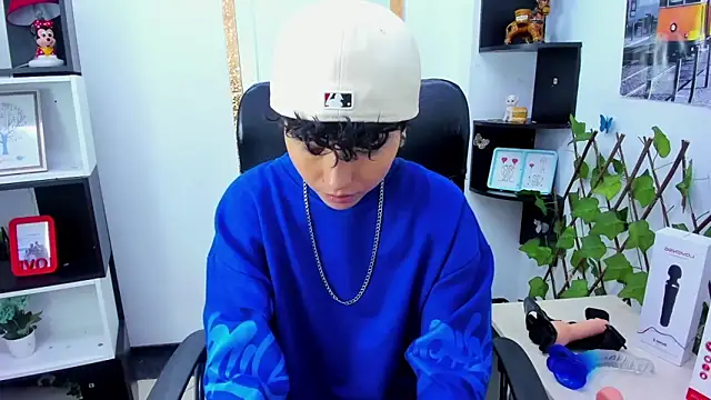 Im Mathias online show from 10/12/25, 08:08