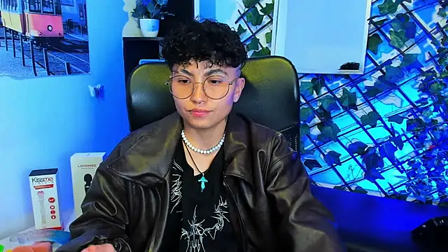 Im Mathias online show from 04/26/26, 02:31