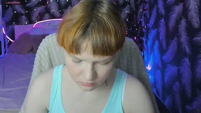 DreamyLuna online show from 01/04/25, 08:37