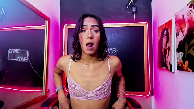 Isabella stanford2 online show from 11/07/25, 09:26