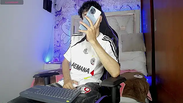 johnny cagee online show from 03/04/26, 04:29