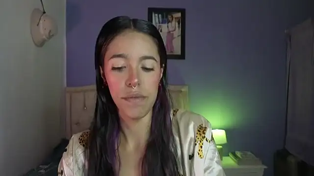 stephania t online show from 03/24/26, 05:29