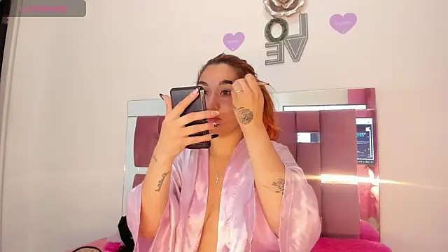 Alba Grey online show from 12/05/25, 03:48