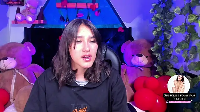  Sophie  miller online show from 02/20/25, 08:14