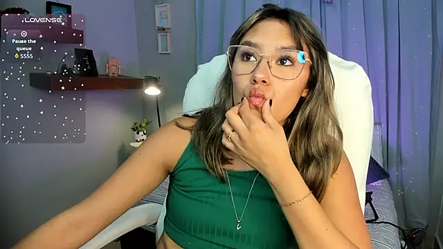  Sophie  miller online show from 05/25/26, 08:04