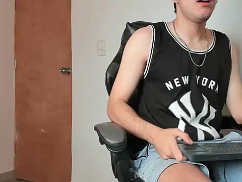 leo030809 online show from 02/23/26, 05:10