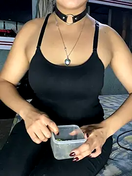 Effyvice13 online show from 09/27/25, 02:38