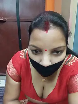 Snapshot of Manjudear chatting on 07/02/26, 05:24 Manjudear online show from 07/02/26, 05:24
