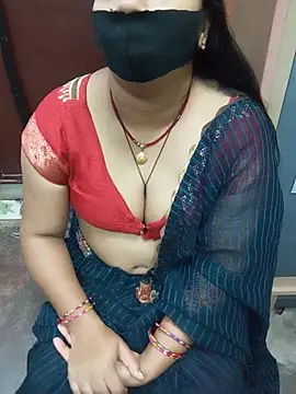 Snapshot of Manjudear chatting on 07/08/26, 04:11 Manjudear online show from 07/08/26, 04:11