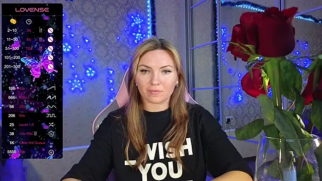 Snapshot of -DIVORA- chatting on 12/29/24, 07:00 -DIVORA- online show from 12/29/24, 07:00