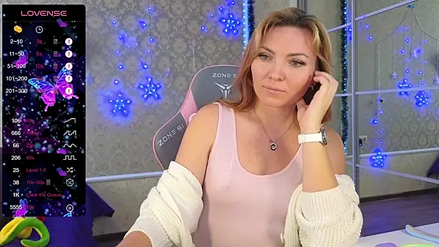 Snapshot of -DIVORA- chatting on 01/03/25, 09:36 -DIVORA- online show from 01/03/25, 09:36