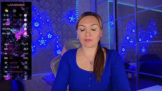 Snapshot of -DIVORA- chatting on 01/18/25, 07:48 -DIVORA- online show from 01/18/25, 07:48