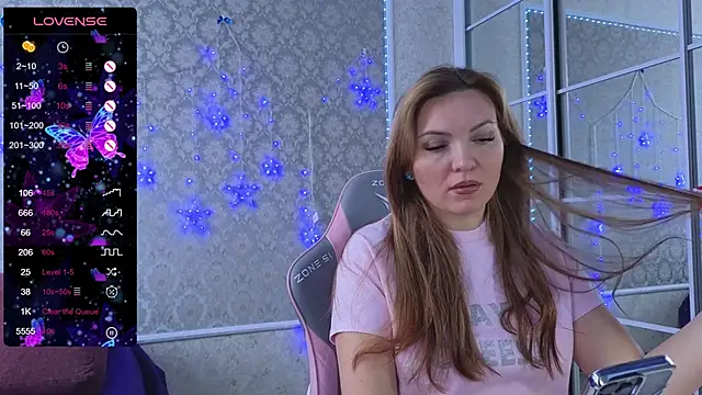 Snapshot of -DIVORA- chatting on 02/20/25, 07:34 -DIVORA- online show from 02/20/25, 07:34