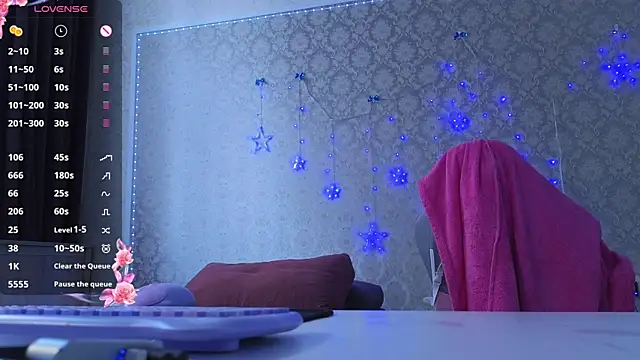 Snapshot of -DIVORA- chatting on 02/22/25, 12:40 -DIVORA- online show from 02/22/25, 12:40