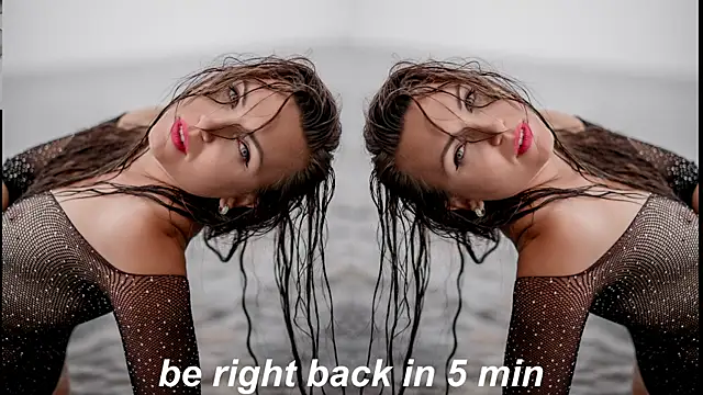 Snapshot of -DIVORA- chatting on 02/23/25, 05:18 -DIVORA- online show from 02/23/25, 05:18