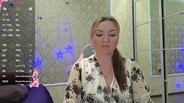 Snapshot of -DIVORA- chatting on 03/08/25, 07:42 -DIVORA- online show from 03/08/25, 07:42