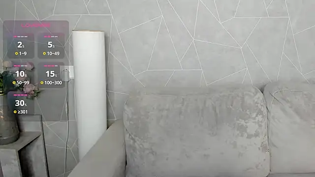 Snapshot of Michelle_Blond chatting on 03/04/25, 07:19 Michelle Blond online show from 03/04/25, 07:19